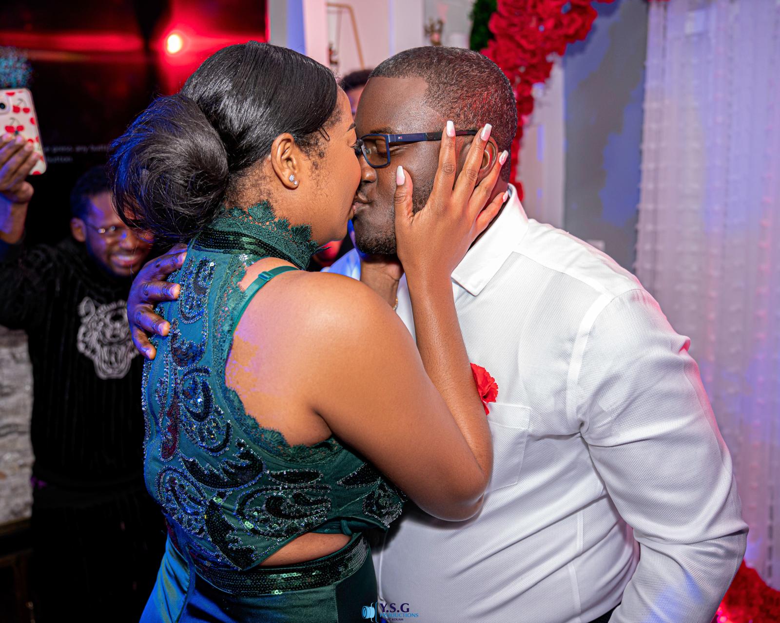 Engagement moment